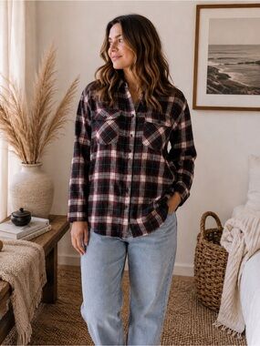 Plaid Button-Up Shirt in Burgundy & Black size large